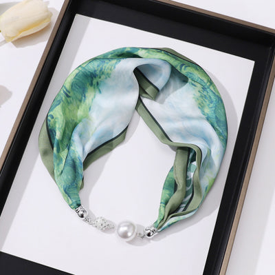 Pañuelo de Seda con Broche Magnético y Collar de Perlas para Mujer - Image 13