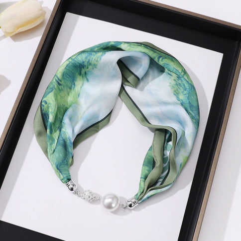 Pañuelo de Seda con Broche Magnético y Collar de Perlas para Mujer - Image 13