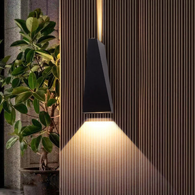 Lámpara de Pared Minimalista Moderna para Pasillos y Balcones - Image 4