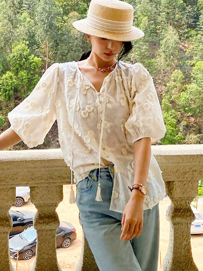 Blusa Francesa con Bordado Tridimensional para Mujer - Image 15