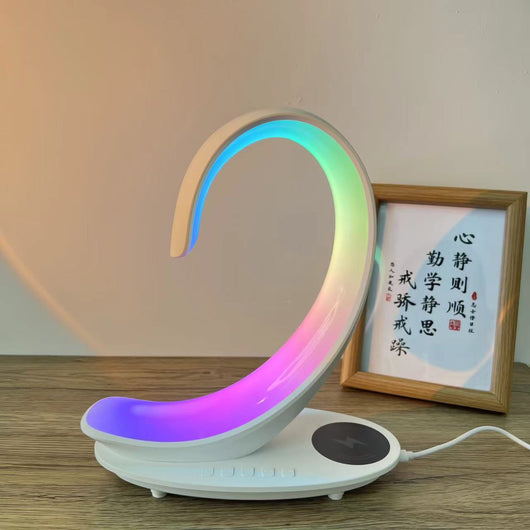 Cargador Inalámbrico de Escritorio 3 en 1 con Parlante Bluetooth y Luz LED Cisne