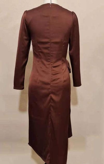 Vestido Slim Elegante con Detalle Asimétrico en Cadera - Image 12