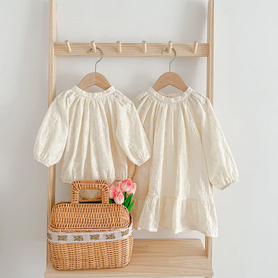 Enterizo Infantil con Bordados Delicados - Image 10