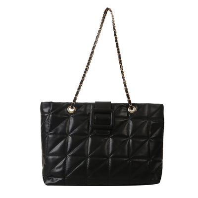 Bolso de Hombro Acolchado Estilo Chanel con Cadena Dorada - Image 13