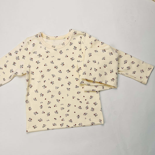 Light yellow infant long-sleeved pajama set with milk bottle and cookie print, suitable for homewear. - Image 28