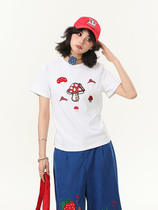Camiseta Cuello Redondo Manga Corta con Bordado de Hongos para Mujer - Image 3