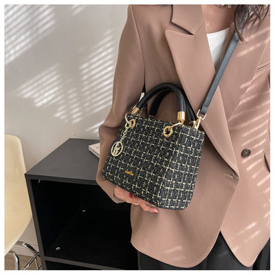 Bolso de Moda para Mujer Tipo Mensajero Bandolera - Image 19
