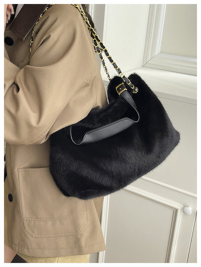 Bolsa de Hombro Grande con Pelaje para Mujer - Bolso Mensajero de Capacidad Amplia - Image 15