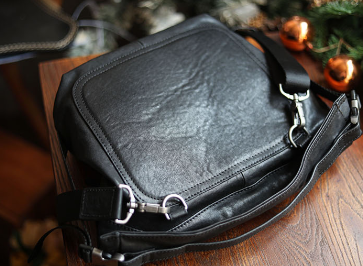 Mochila de Hombro Único con Diseño Exclusivo - Image 11