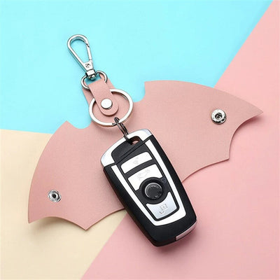 Estuche de Cuero para Llaves con Diseño Cute de Murciélago - Image 3