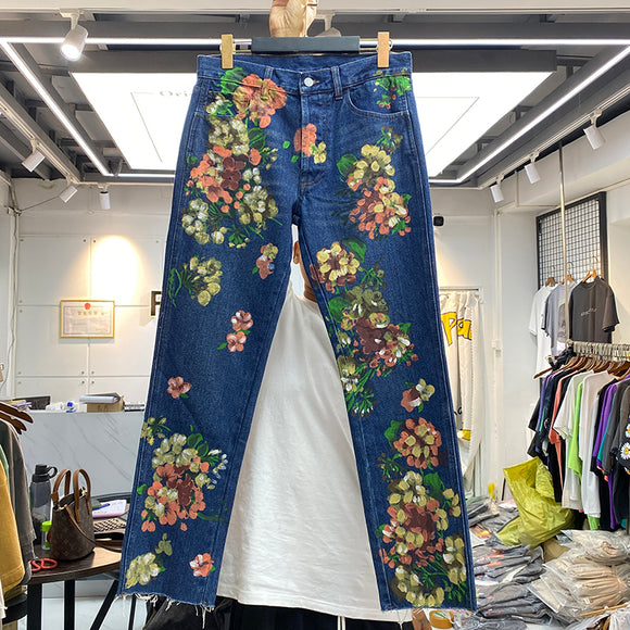 Jeans de Verano con Diseño Floral Dibujado a Mano