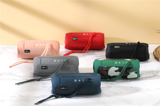 Parlante Bluetooth Portátil Resistente al Agua con Ranura para Tarjeta - Image 12