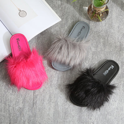 Pantuflas Peludas de Moda para Mujer - Cómodas y Elegantes para Uso Interior y Exterior - Image 15