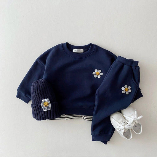 Conjunto de Suéter Casual con Flores Bordadas - Image 13