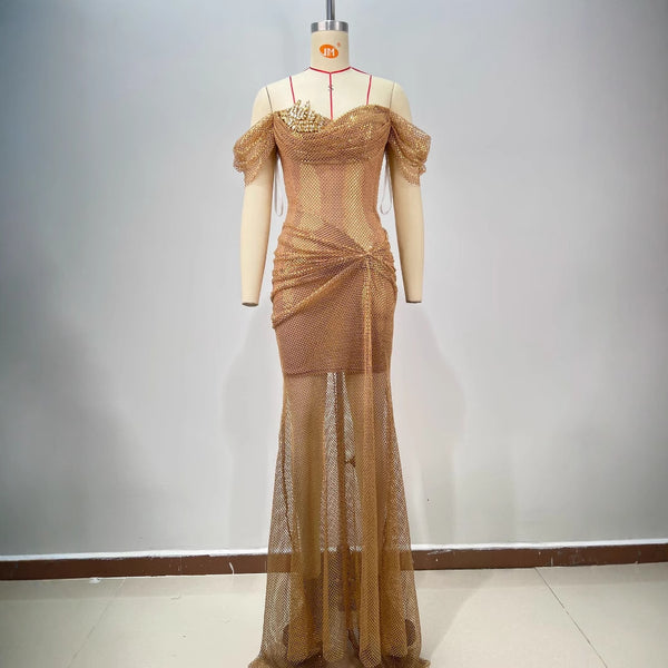 Vestido Largo Dorado Elegante Escote Descubierto Espalda Abierta Ajustado