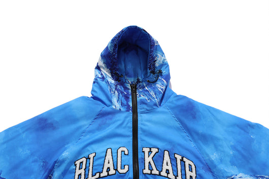 Chaqueta de Algodón Grueso con Letras Bordadas Estampado Montaña Nevada - Image 19