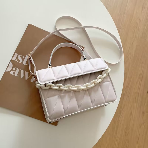 Bolso Mensajero Texturizado de Diseño Minimalista