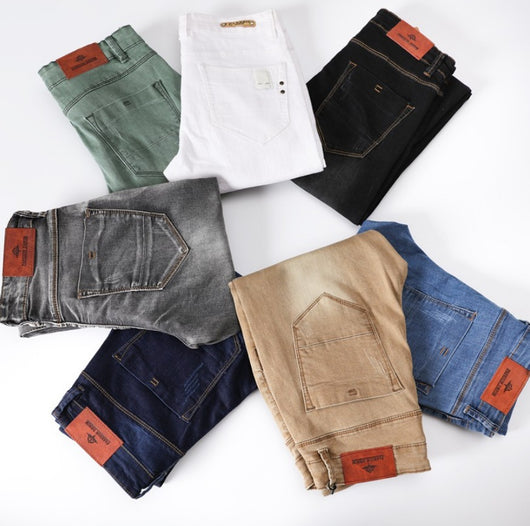 Pantalón Denim Slim Fit Clásico de Color Sólido para Hombre