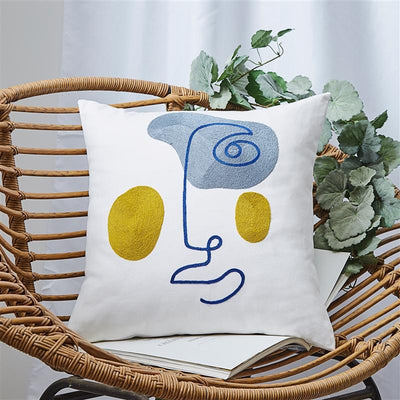 Funda de almohada con bordado geométrico - Image 2