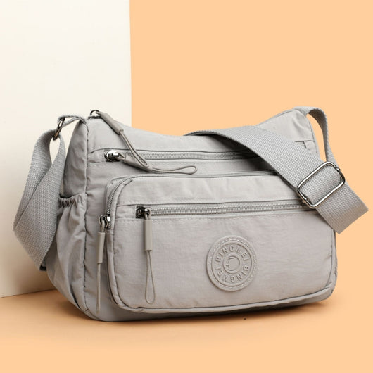 Bolso Bandolera Impermeable de Nylon - Estilo Moderno y Funcional