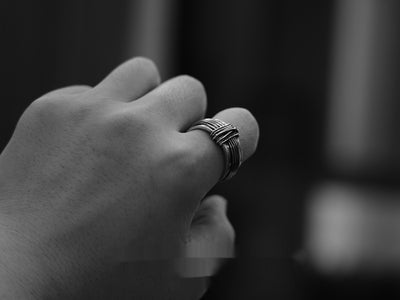 Anillo Vintage Tejido a Mano con Alambre Pulido para Hombre - Image 16
