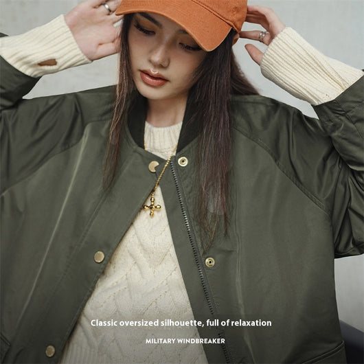 Abrigo Trench Oversize Verde Oliva con Bolsillos - Image 3