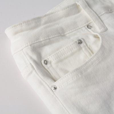 Jeans Rotos Blancos con Detalle de Flor de Marañón - Image 18