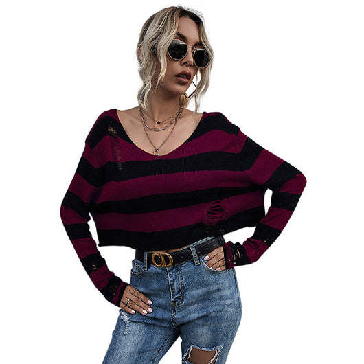 Suéter Oversize con Cuello en V, Rayas y Detalles Rotos - Image 10