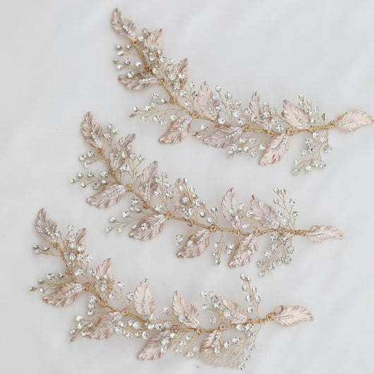 Diadema Corta con Cristales Brillantes Hecha a Mano - Image 7