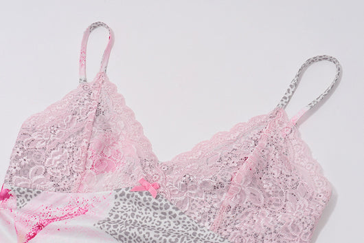 Top Corto Sexy con Tirantes y Encaje - Image 16