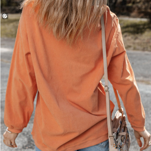 Sudadera Naranja con Letras Bordadas y Diseño Acanalado Retorcido - Image 7