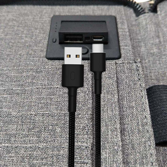 Bolso de Negocios para Hombre con Múltiples Compartimientos y Cierre de Seguridad - Image 2