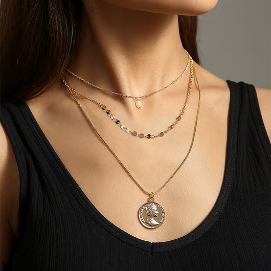 Collar Multicapa con Perla de Agua Dulce y Dije de Carácter - Image 16