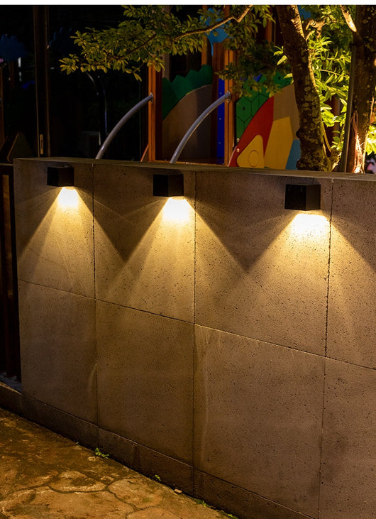 Lámpara Solar Cuadrada para Pared - Luz Ambiental Exterior - Image 8