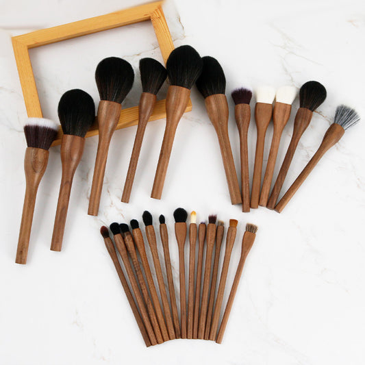 Set de Brochas de Maquillaje Vintage Nogal Negro - Cerdas Suaves - Image 2