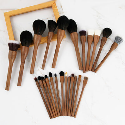 Set de Brochas de Maquillaje Vintage Nogal Negro - Cerdas Suaves - Image 2