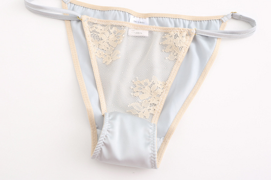 Camisón Sensual con Tirantes Atrás - Image 17