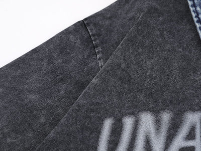 Playera Denim Lavada con Estampado de Letras y Contraste de Colores - Image 7