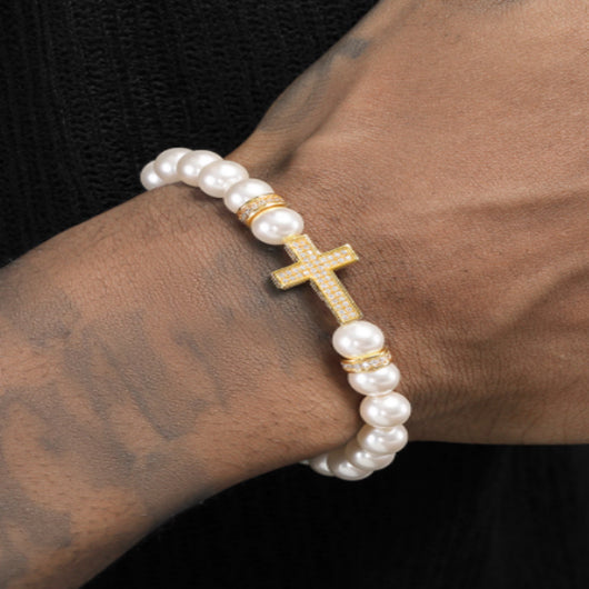 Pulsera de Cruz con Perlas para Mujer - Diseño Versátil - Image 4