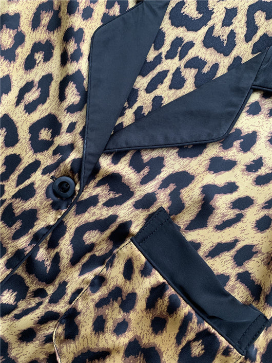 Pijama de Seda para Mujer con Solapa - Confort Premium para el Hogar - Image 4