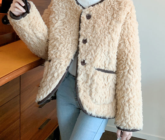 Chaqueta Corta Versátil para Mujer - Diseño Moderno Todo Terreno - Image 2