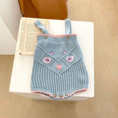 Abrigo Tejido con Bordados y Romper Convertible - Image 26