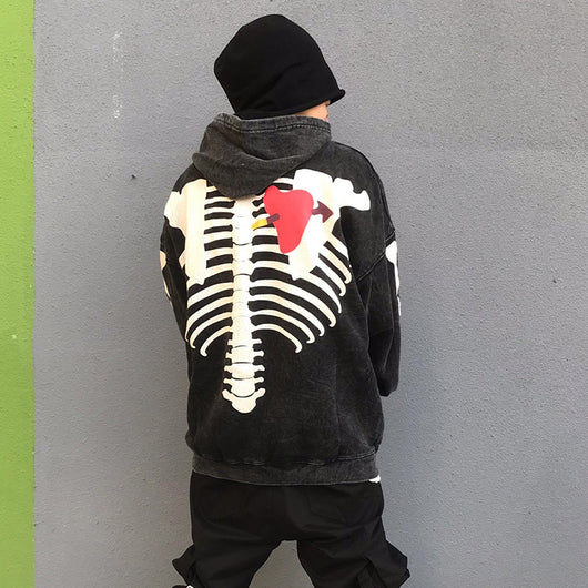 Sudadera con Capucha Estampado Corazón Óseo - Image 9
