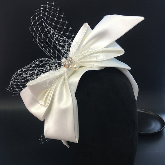 Diadema Satinada para Novia - Complemento Elegante para Boda - Image 3