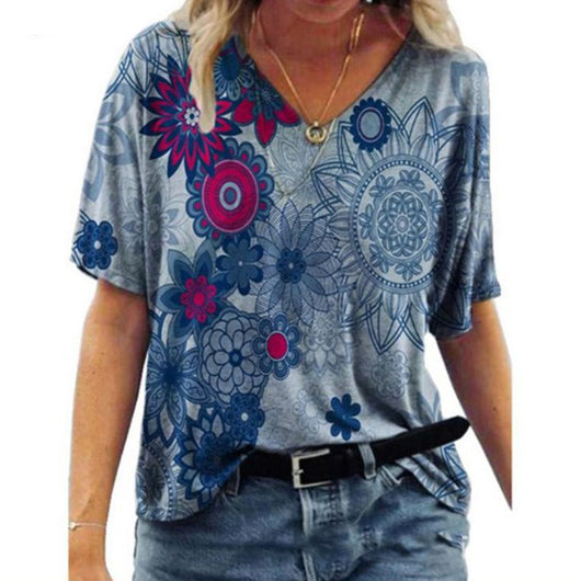 Playera Oversized Cuello V Estampada Manga Corta - Image 8