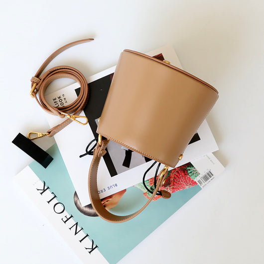 Bolso Bucket Mini de Cuero Genuino - Image 9
