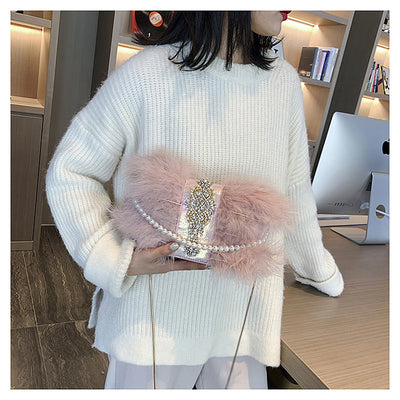 Bolso de Noche Elegante con Plumas de Avestruz y Cadena de Perlas - Image 37