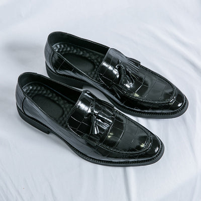 Zapatos de Cuero Estilo Británico con Punta Aguda - Cómodos y Elegantes - Image 7