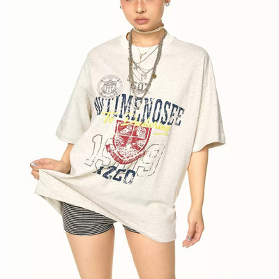 Playera Bordada con Letras Sueltas Estilo Street - Image 2