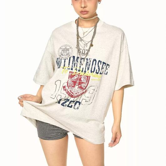 Playera Bordada con Letras Sueltas Estilo Street - Image 2